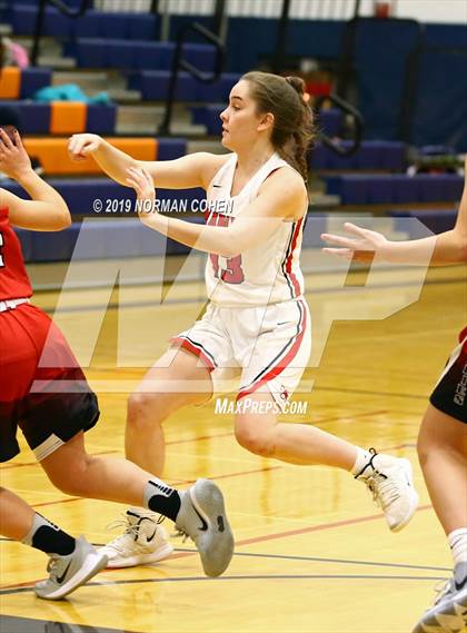 Thumbnail 2 in Maine South vs. Barrington photogallery.
