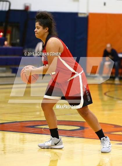 Thumbnail 3 in Maine South vs. Barrington photogallery.