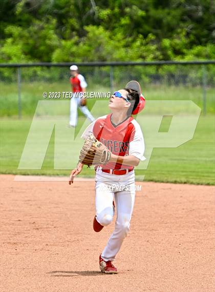 Thumbnail 3 in Pangburn vs Perryville (AAA 3A Regional first round) photogallery.