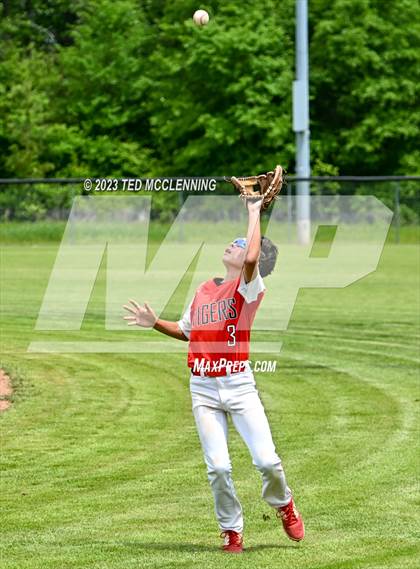 Thumbnail 3 in Pangburn vs Perryville (AAA 3A Regional first round) photogallery.