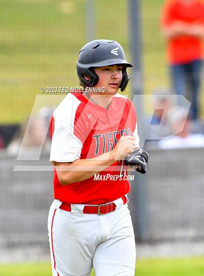Thumbnail 2 in Pangburn vs Perryville (AAA 3A Regional first round) photogallery.