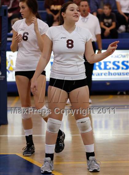 Thumbnail 1 in Agoura vs Simi Valley photogallery.