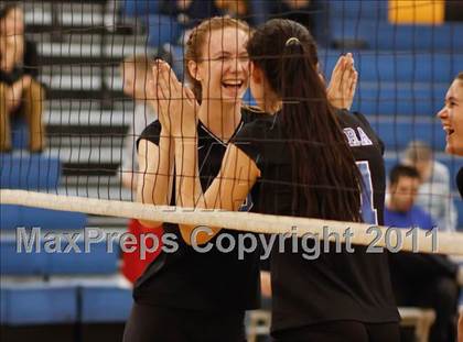 Thumbnail 3 in Agoura vs Simi Valley photogallery.