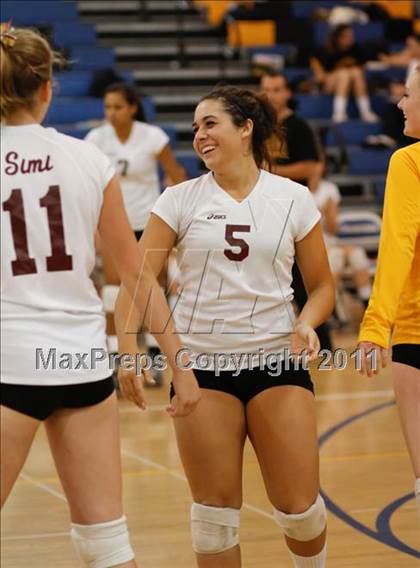 Thumbnail 1 in Agoura vs Simi Valley photogallery.