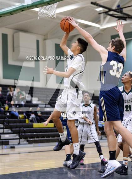 Thumbnail 2 in La Costa Canyon vs Oceanside (Grossmont Winter Tournament) photogallery.