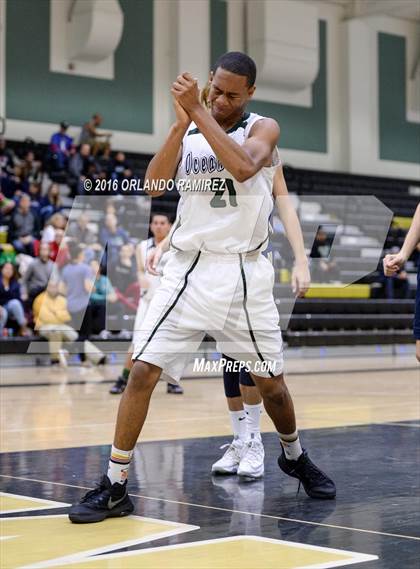 Thumbnail 1 in La Costa Canyon vs Oceanside (Grossmont Winter Tournament) photogallery.