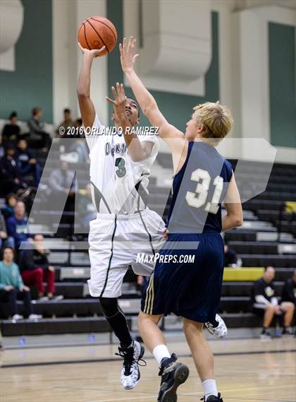 Thumbnail 3 in La Costa Canyon vs Oceanside (Grossmont Winter Tournament) photogallery.