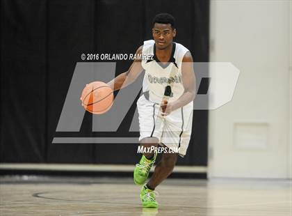 Thumbnail 2 in La Costa Canyon vs Oceanside (Grossmont Winter Tournament) photogallery.