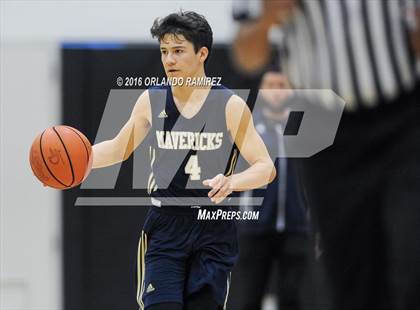 Thumbnail 2 in La Costa Canyon vs Oceanside (Grossmont Winter Tournament) photogallery.