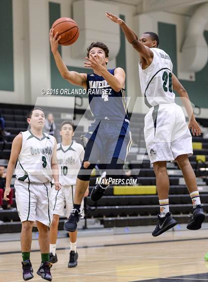 Thumbnail 3 in La Costa Canyon vs Oceanside (Grossmont Winter Tournament) photogallery.