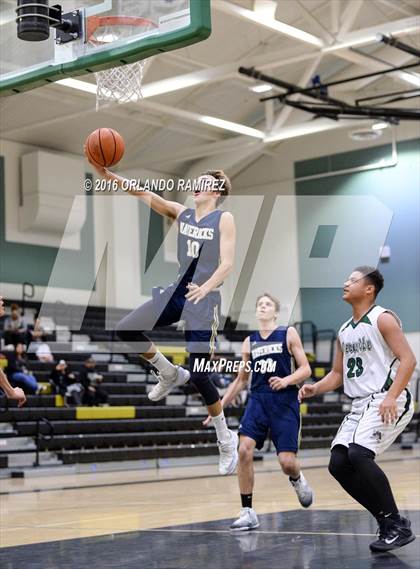 Thumbnail 3 in La Costa Canyon vs Oceanside (Grossmont Winter Tournament) photogallery.