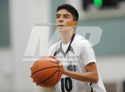 Thumbnail 1 in La Costa Canyon vs Oceanside (Grossmont Winter Tournament) photogallery.