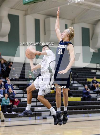 Thumbnail 2 in La Costa Canyon vs Oceanside (Grossmont Winter Tournament) photogallery.