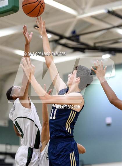 Thumbnail 3 in La Costa Canyon vs Oceanside (Grossmont Winter Tournament) photogallery.