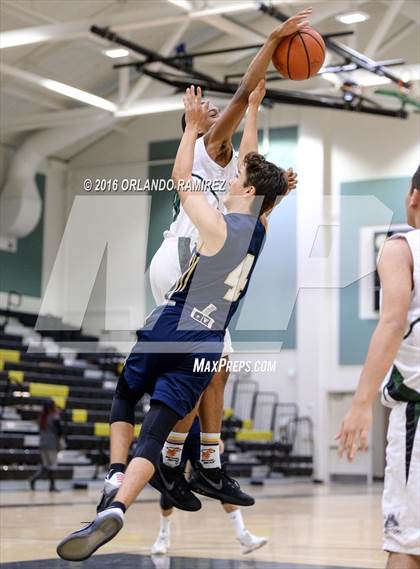 Thumbnail 2 in La Costa Canyon vs Oceanside (Grossmont Winter Tournament) photogallery.