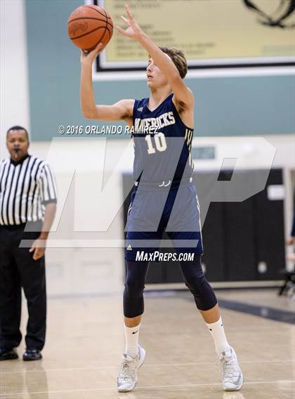 Thumbnail 3 in La Costa Canyon vs Oceanside (Grossmont Winter Tournament) photogallery.
