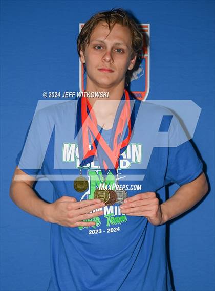 Thumbnail 1 in NCHSAA 1A & 2A Finals (Awards) photogallery.
