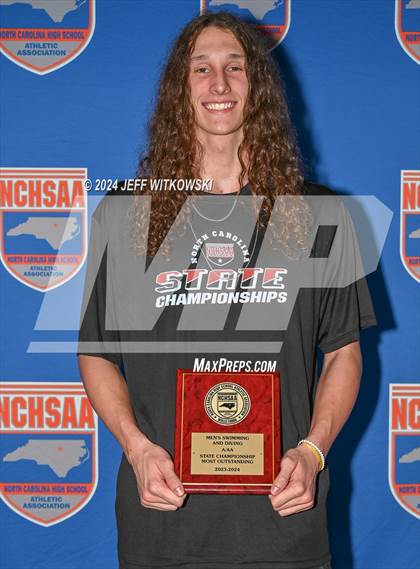 Thumbnail 2 in NCHSAA 1A & 2A Finals (Awards) photogallery.