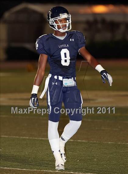 Thumbnail 3 in Loyola vs. St. John Bosco photogallery.
