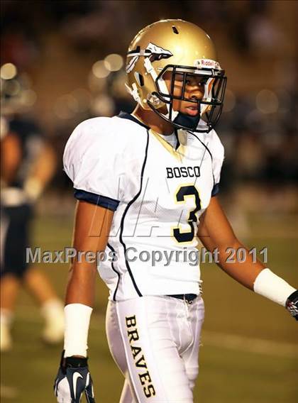 Thumbnail 3 in Loyola vs. St. John Bosco photogallery.