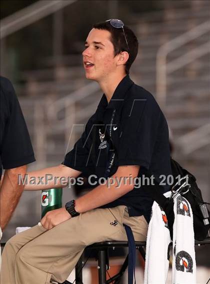 Thumbnail 2 in Loyola vs. St. John Bosco photogallery.
