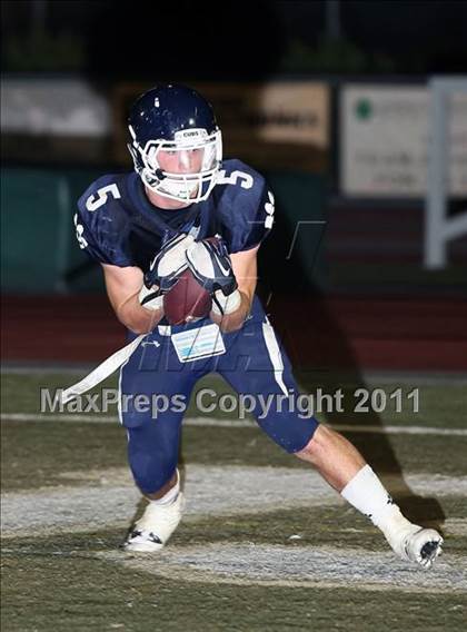 Thumbnail 3 in Loyola vs. St. John Bosco photogallery.