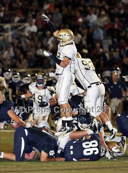 Thumbnail 1 in Loyola vs. St. John Bosco photogallery.