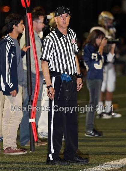 Thumbnail 3 in Loyola vs. St. John Bosco photogallery.