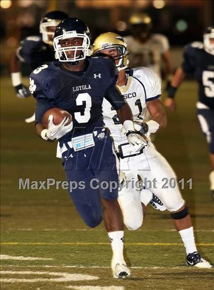 Thumbnail 1 in Loyola vs. St. John Bosco photogallery.