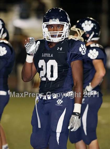 Thumbnail 1 in Loyola vs. St. John Bosco photogallery.