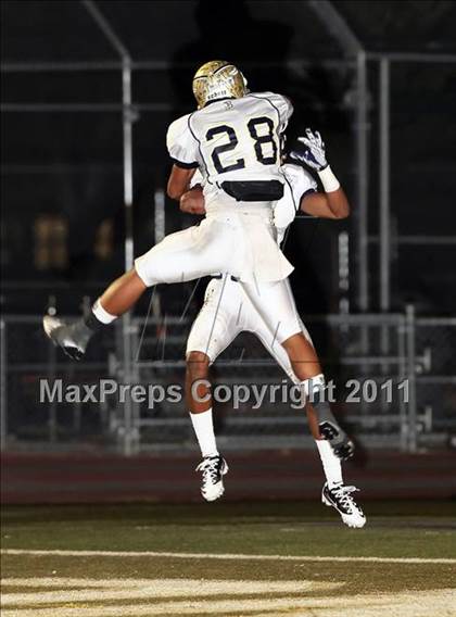 Thumbnail 3 in Loyola vs. St. John Bosco photogallery.
