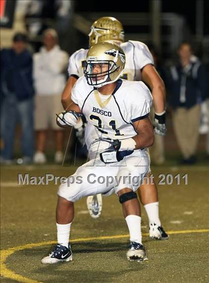 Thumbnail 3 in Loyola vs. St. John Bosco photogallery.