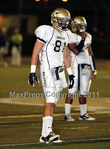 Thumbnail 3 in Loyola vs. St. John Bosco photogallery.