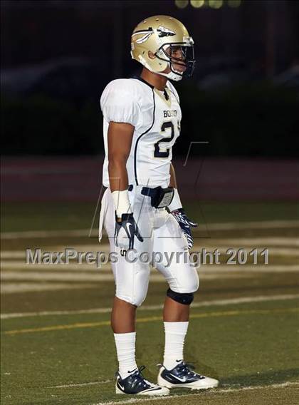Thumbnail 3 in Loyola vs. St. John Bosco photogallery.