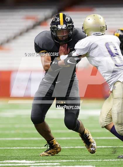 Thumbnail 3 in Christian Brothers Academy @ Henninger (Kickoff Classic) photogallery.