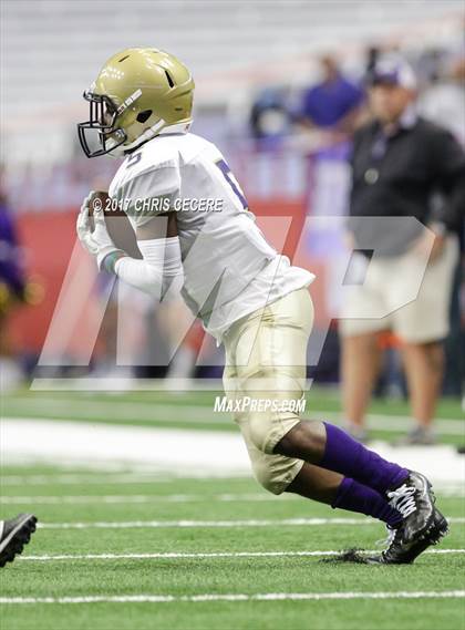 Thumbnail 1 in Christian Brothers Academy @ Henninger (Kickoff Classic) photogallery.