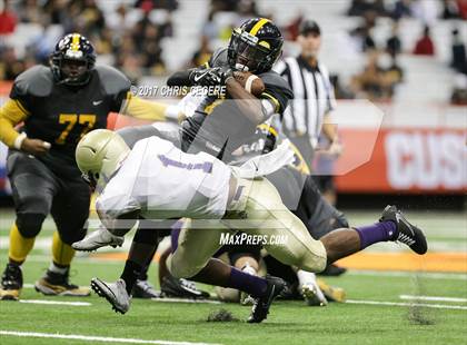 Thumbnail 2 in Christian Brothers Academy @ Henninger (Kickoff Classic) photogallery.