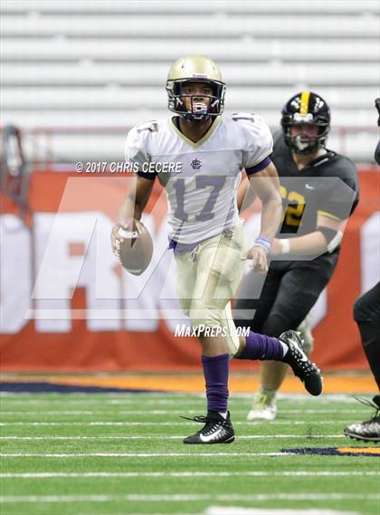 Thumbnail 3 in Christian Brothers Academy @ Henninger (Kickoff Classic) photogallery.