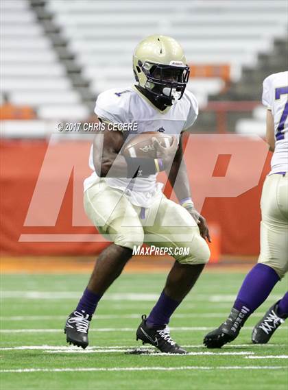 Thumbnail 3 in Christian Brothers Academy @ Henninger (Kickoff Classic) photogallery.