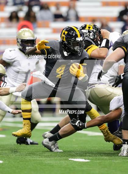 Thumbnail 3 in Christian Brothers Academy @ Henninger (Kickoff Classic) photogallery.