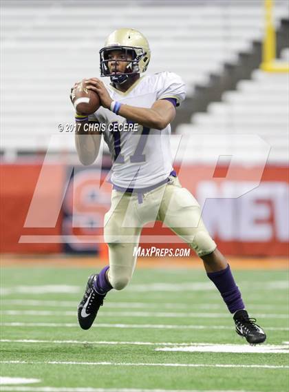 Thumbnail 2 in Christian Brothers Academy @ Henninger (Kickoff Classic) photogallery.