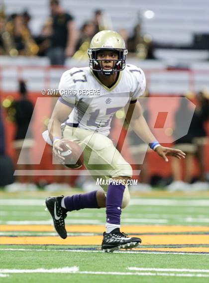 Thumbnail 2 in Christian Brothers Academy @ Henninger (Kickoff Classic) photogallery.