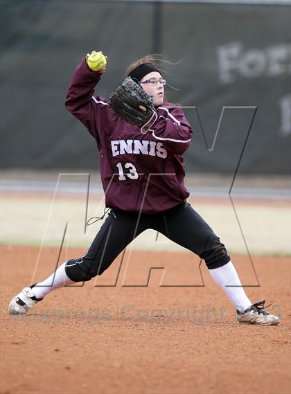 Thumbnail 2 in Ennis vs Rockwall (Forney-North Forney Invitational) photogallery.