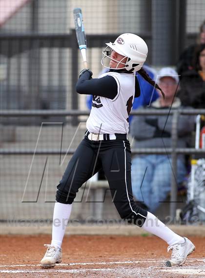 Thumbnail 3 in Ennis vs Rockwall (Forney-North Forney Invitational) photogallery.