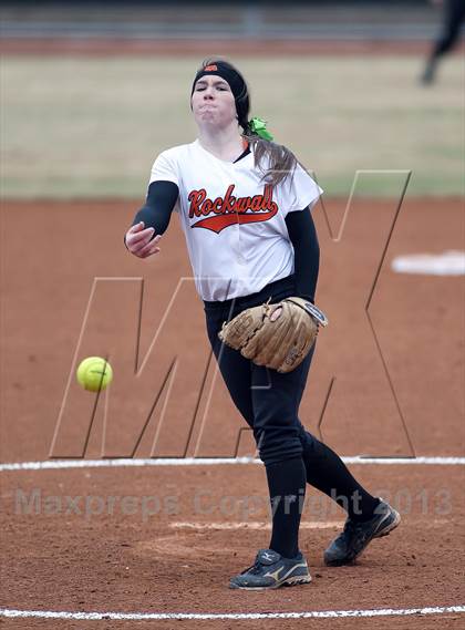 Thumbnail 1 in Ennis vs Rockwall (Forney-North Forney Invitational) photogallery.