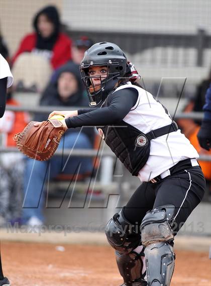 Thumbnail 3 in Ennis vs Rockwall (Forney-North Forney Invitational) photogallery.