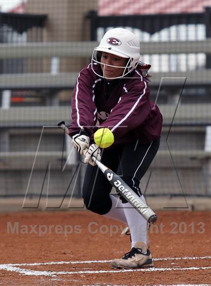 Thumbnail 2 in Ennis vs Rockwall (Forney-North Forney Invitational) photogallery.