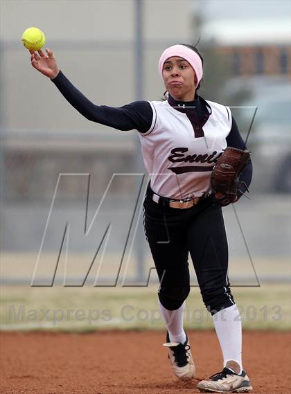 Thumbnail 2 in Ennis vs Rockwall (Forney-North Forney Invitational) photogallery.