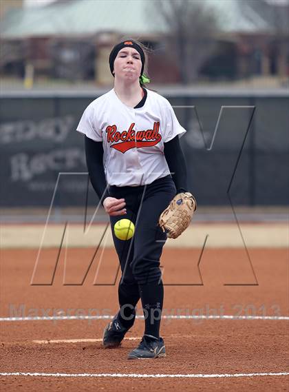 Thumbnail 3 in Ennis vs Rockwall (Forney-North Forney Invitational) photogallery.
