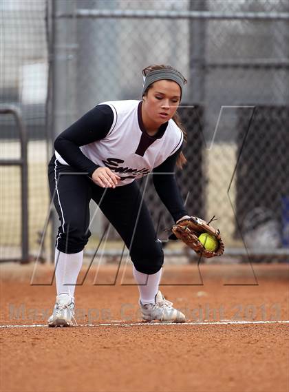 Thumbnail 1 in Ennis vs Rockwall (Forney-North Forney Invitational) photogallery.